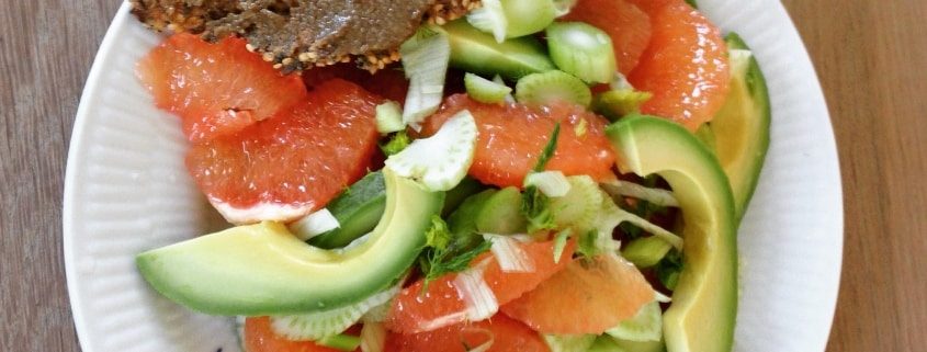 Grape, fennikel og avocado salat